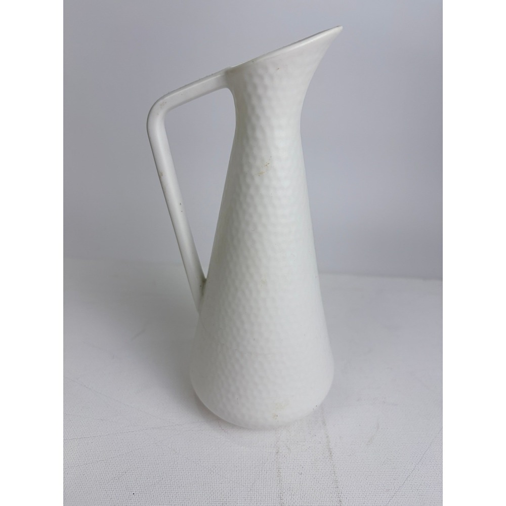 ZENS White Textured Ceramic Pitcher Minimalist Hammered Bud Vase Carafe 7.5"